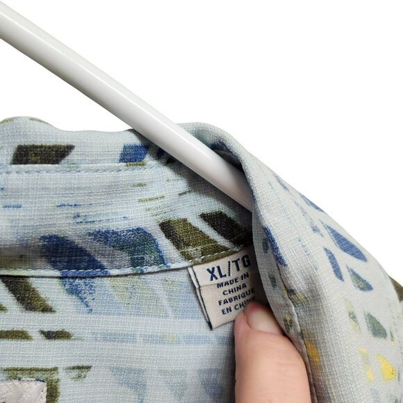 Tommy Bahama Mens XL IslandZone Button Up Shirt Blue Geometric Print Collared - Picture 11 of 16